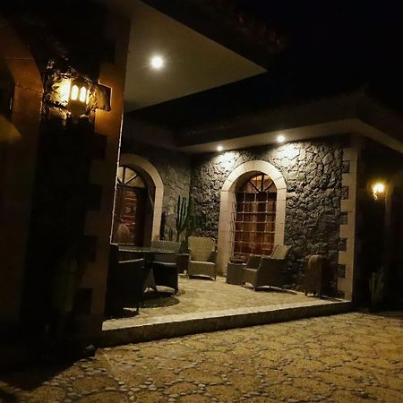 Luxury villa in Nature with Swimming pool Luxus-Finca in der Natur mit pool, Finca de lujo en la naturaleza con piscina El Retamar Esterno foto